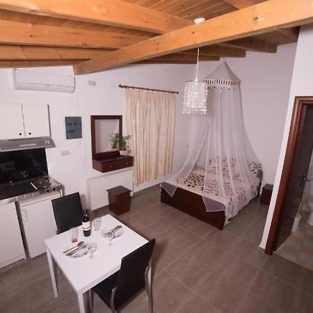 Bodikos Apartments Pitsidia Dış mekan fotoğraf