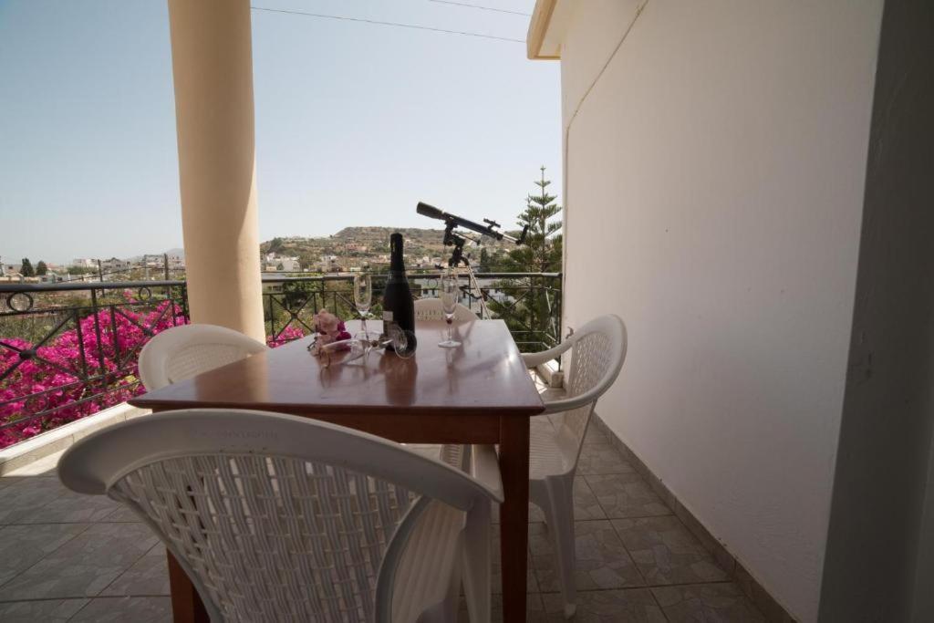 Bodikos Apartments Pitsidia Dış mekan fotoğraf
